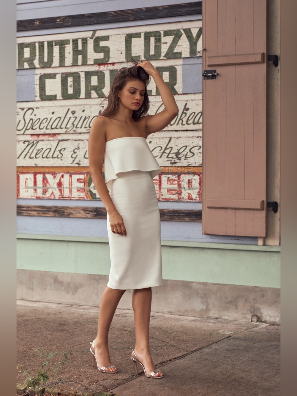 LIKELY White Strapless Driggs Dress Flounce Top Women’s Size 6 Wedding Party